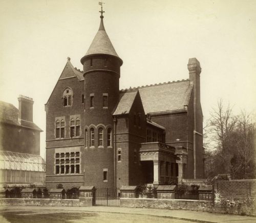 notwiselybuttoowell:livesunique:Tower House, Melbury Road, Holland Park, Royal Borough of Kensington