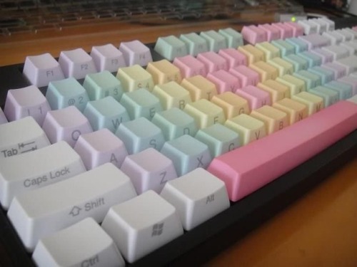 perfectpastelcolors: Beautiful pastel keyboard ⌨️