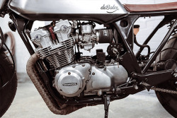 collectori:  ‘81 Honda CB750 – deBolex