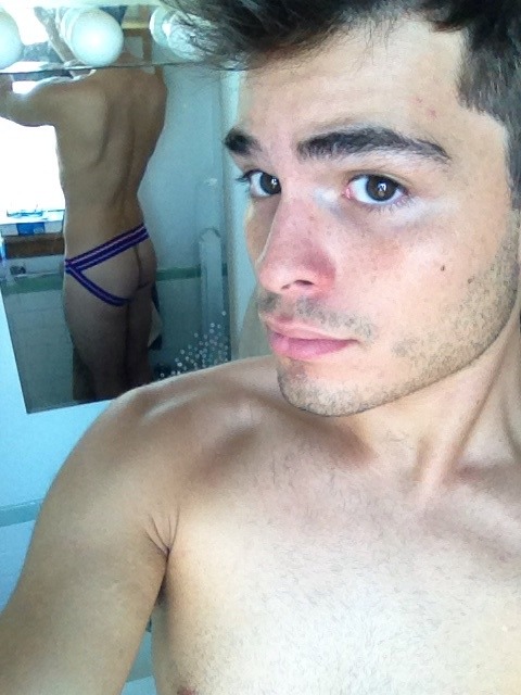 tumblr photo el-mago-de-guapos 0