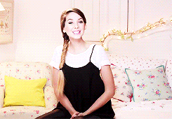 piperhalliwels:How to create a fishtail hairstyle with Zoella [x]