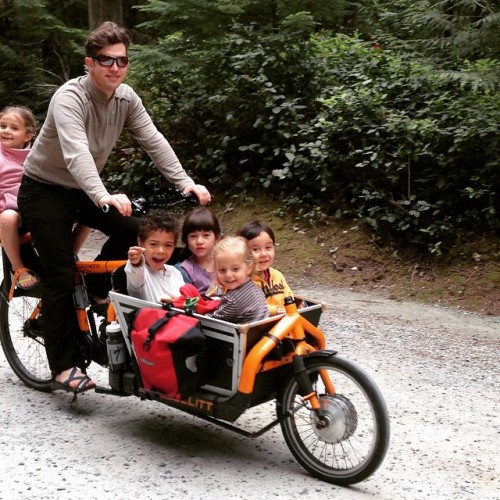 thebicycletree: #familybikecamping #kindertaxi #larryvsharry #cargobiking #discoverbc by tania_lo_ h
