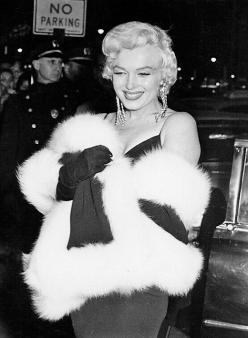 Gatabella:  Marilyn Monroe At Rose Tattoo Premiere, 1955