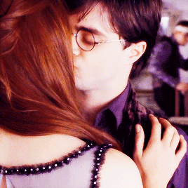 harryspotter:‘there’s the silver lining I’ve been looking for,’ she whispered, and then she was kiss