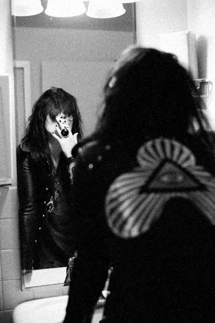 so-o-ri:  Alison Mosshart $AOR† 