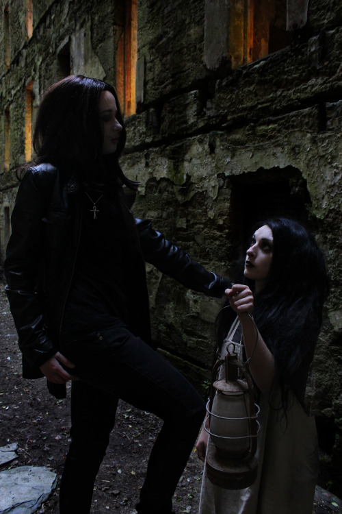 gothicle: A photoset I am so so SO proud of :D Me and my friend Lucy Cosplaying Stephen Kings Kingd