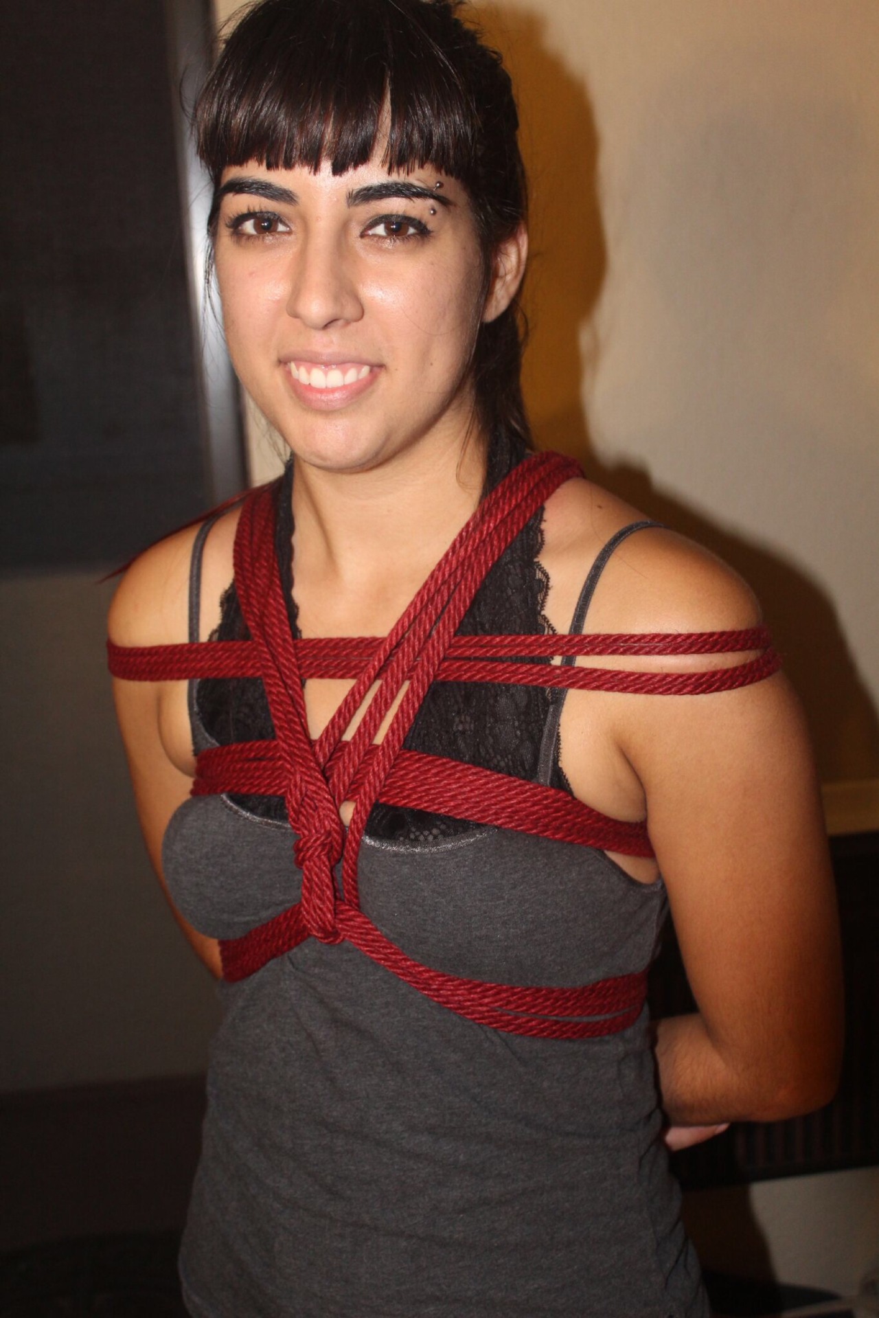 ropeandthings:  a-refreshing-reign:  Second rope day!  My back is kinda sore today,