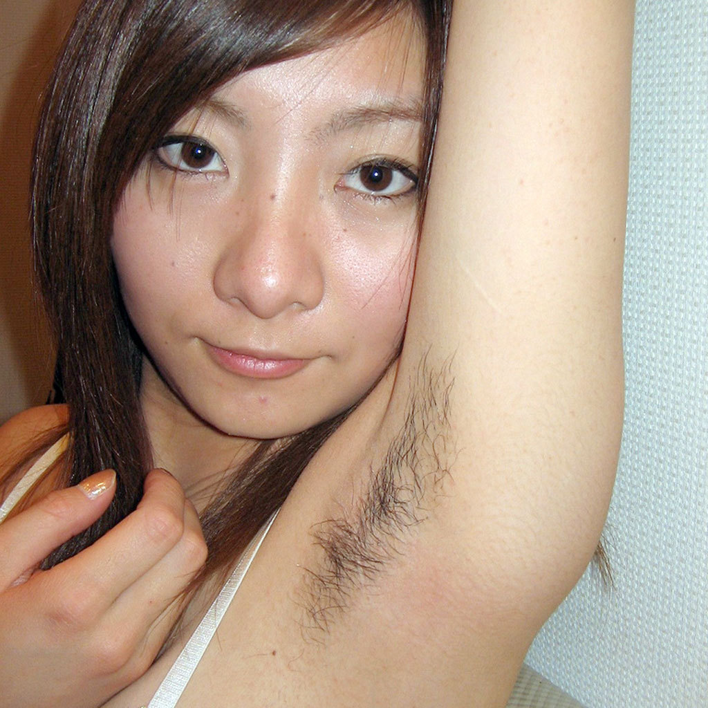 Female celebrities with hairy armpits