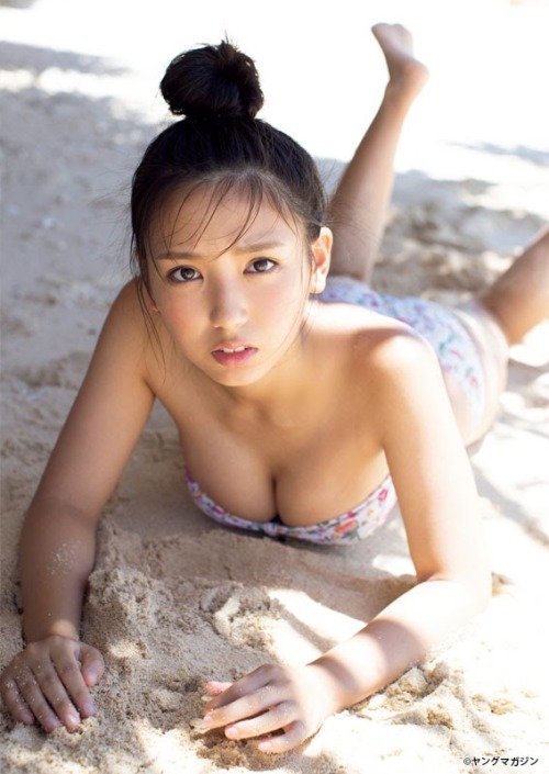 deepbluetomato:  沢口愛華