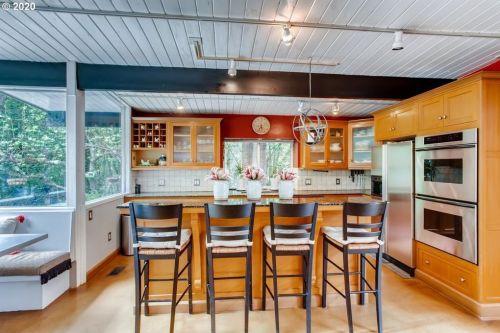 househunting:  迲,000/4 br/2300 sq ftPortland, ORbuilt in 1962