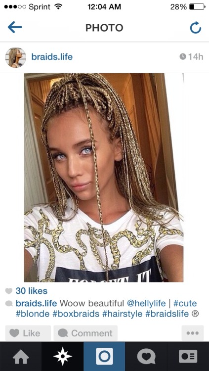 imdemetrialynn: wcked: wisspy: goldenxpvssy: Just a few things…. The “baby hair” 