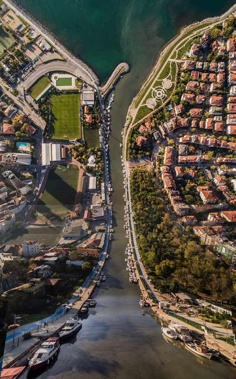 sixpenceee:Inception style vertical panoramas done with a quadcopter taken by Aydin Büyüktas