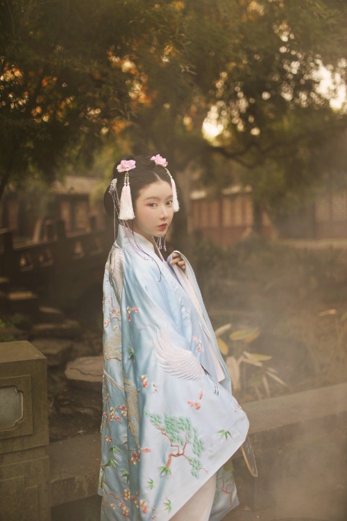 hanfugallery: 芥子记汉服  Traditional Chinese hanfu 