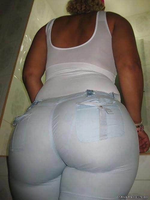 Bubble butt tight pants big ass booty