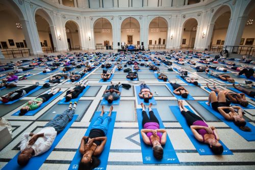 Normally, the only poses you’ll find in our Beaux Arts Court—where European paintings hang—are those