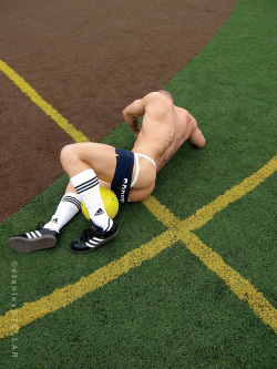 mysportyboy2:  Follow the Hottest sportsmen!…. http://mysportyboy2.tumblr.com/