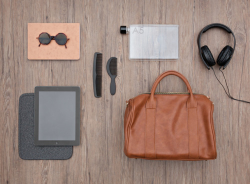 eleventheleven:Memo Bottle | The memobottle fits in your bag alongside your laptop and boo