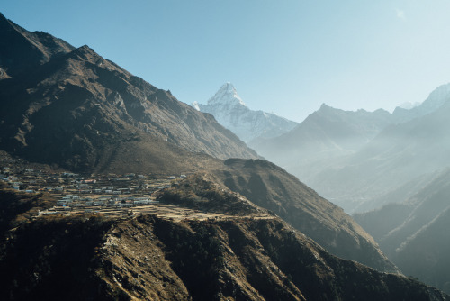 chrisbrinleejr:  Ama Dablam is probably the most beautiful mountain on the planet. 