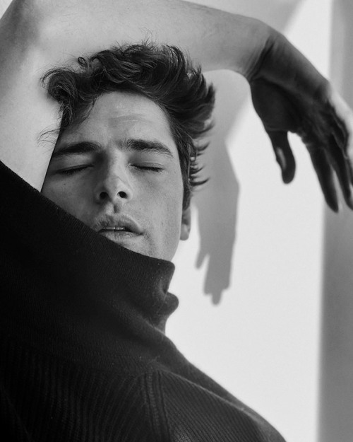 Sean O’Pry for M Milenio Magazine Mexico May 2020; ph. by David Roemer