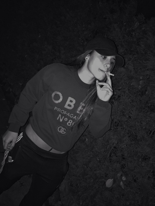 kristinaaccardo:Just a cool pic, no smoking