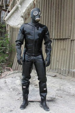 rubberskincz.tumblr.com post 139063578080