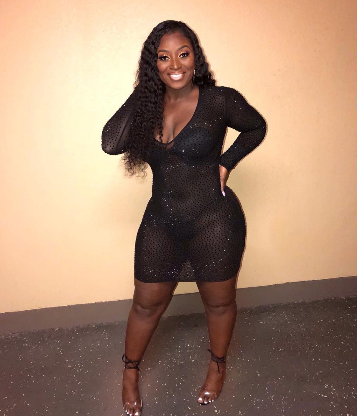 bigbuttsthickhipsnthighs:  Stallion