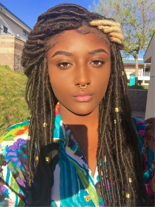 astrobae:meanwhile…