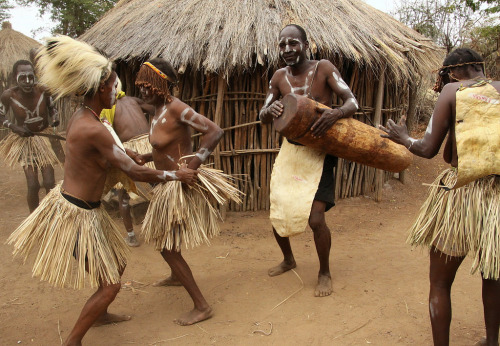 By retlaw snellacKenia - Traditions of the Tharaka tribe, a subgroup of the Meru people.  