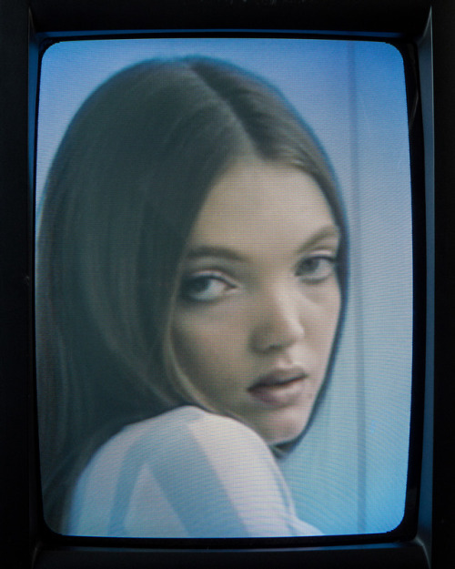 cschoonover: Ellia Sophia photographed by Chris Schoonover Makeup: Madison Ryan Parker; Hair: Styled