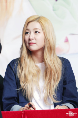 fyeah-redvelvet: WISE_SG | do not edit.