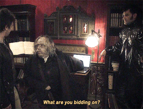 brandon-lee:  WHAT WE DO IN THE SHADOWS (2014) dir. Jemaine Clement & Taika Waititi