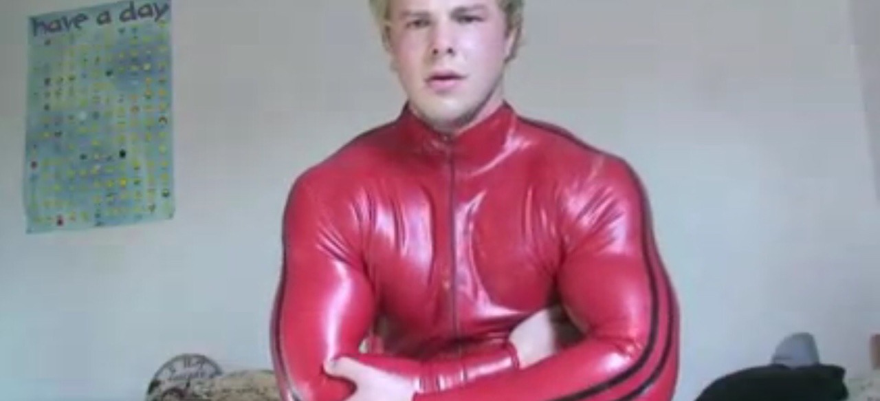 danarrow: abzman101:   danarrow:  Red horny devil. 17 minutes of pure joy  What video