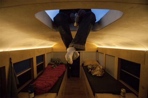 florenceofalabia:channer138:odditiesoflife:Architect Student Converts Old Bus Into Luxury Rolling Ho