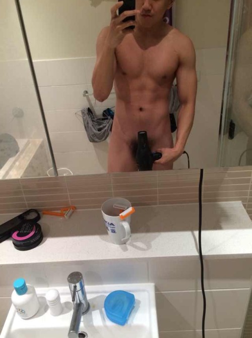 https://gaykoreandude.tumblr.com/post/126103951918
