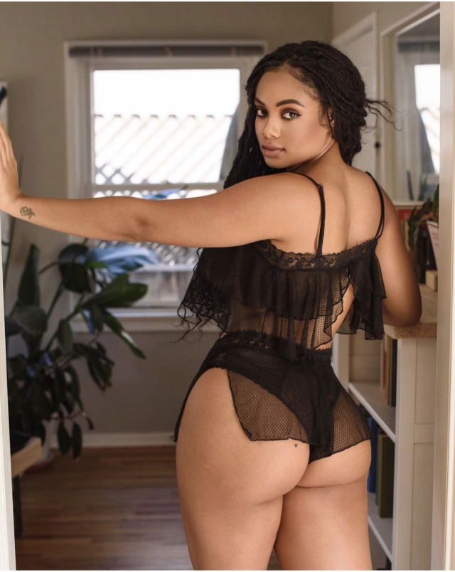Blackbutterflyentertainment:eldominante:blackbutterfly❤️