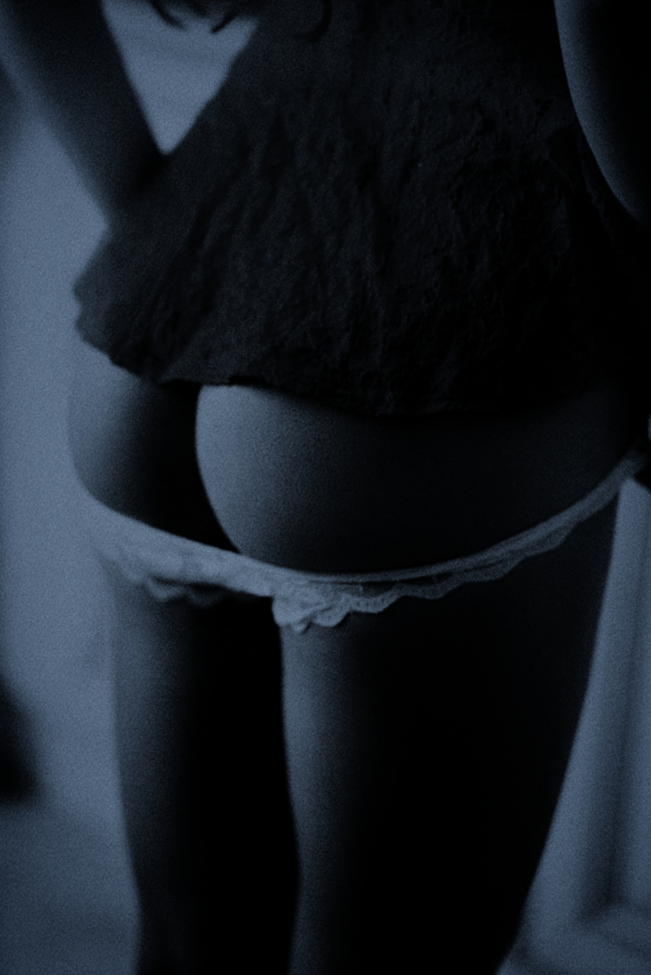 ladypaolabo-returned:  Notte…