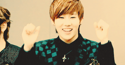 (ღ˘⌣˘ღ)
