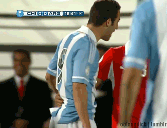 oolongdick:  AQUÍ ESTÁ JARITA HACIENDO LA MISMA, CON LOS ARGENTINOS  EN EL 2012 XD