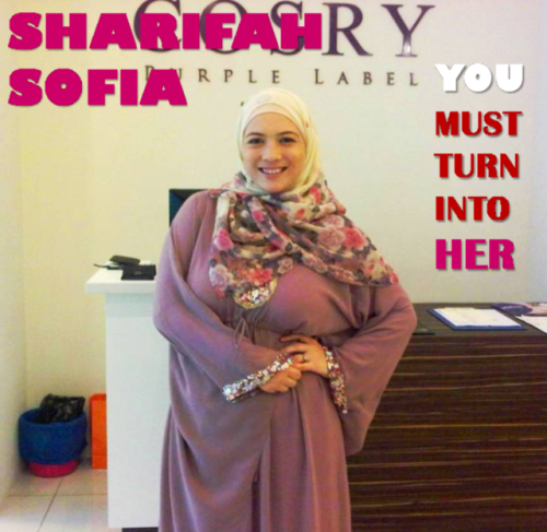 madiha-muslimah:fatimahnurul-muslimah:look at Sharifah Sofia! it`s cool to have the same huge boobs 
