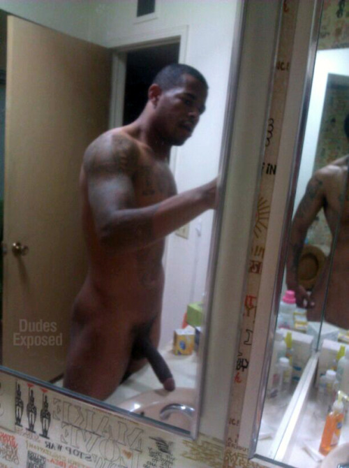 dickandnutt:  prettyblack1944:  dudes-exposed:  DE Exclusive: This is Anthony from Tuscon, Arizona. Huge cock! 8.5+ inches! Stay tuned for the next dude with a BBC later on today!  *Outstanding!  AMENt! 