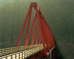 poboh:  Bridge of Okawa Village Koch Prefcture, Japan, 2007, Shibata Toshio / 柴田 敏雄. Japanese, born in 1949.  Via  