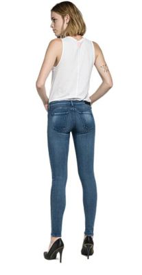 Just Pinned To Replay Jeans: Girls In Jeans Http://Ift.tt/2Kfd1Cr Please Visit And