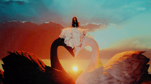 sanasminatozaki: an actual angel