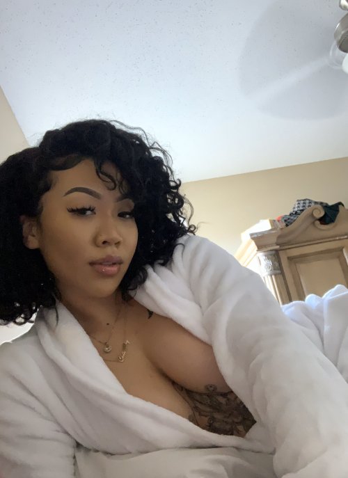 faitthh0:  lucky if you waking up to me