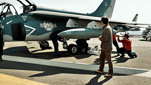 bonesbuckleup:teandcrackers: “Dr. Banner.”#amazing#man though i would love to see like — how ruffalo