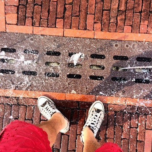 Time to get wet! #summerselfie #allstars #converse #wearsneakers