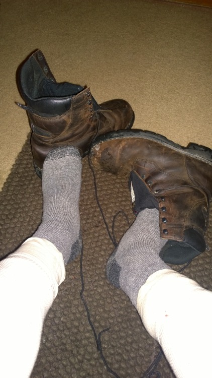 pocket00rocket: Rank boot socks on my feet. Always. Get your face in those boots!