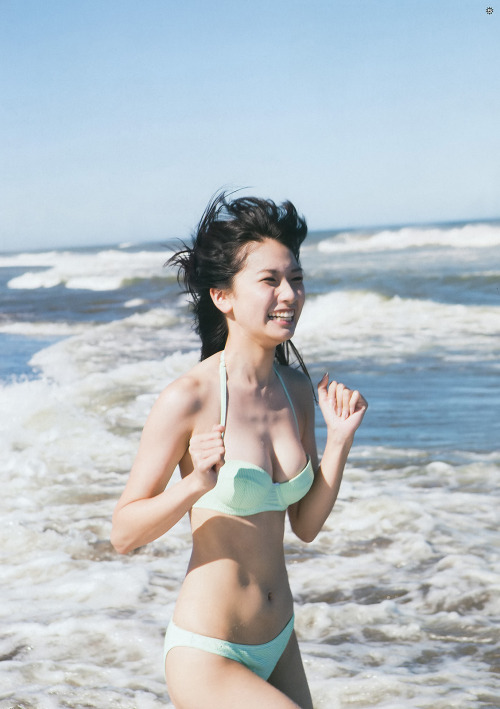 yagura-nao:  mayuyusuki:  森川彩香   Young Gangan 2015 No.19   Aaya <3