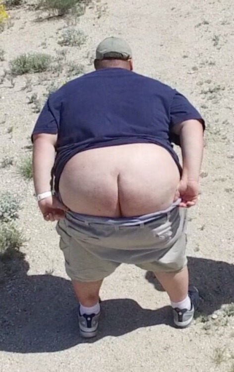 tubbinlondon:  jamesbaker69:  Nothing beats a masculine chubby guy….  Mmmmmm 