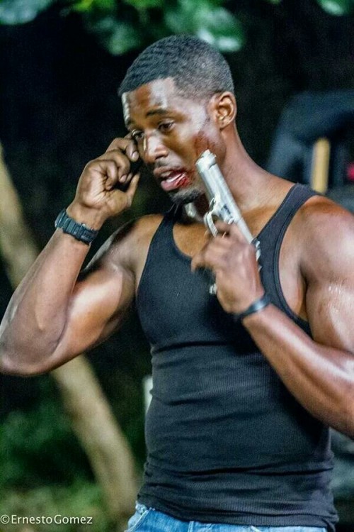 xemsays: believe it or not, actor GAVIN HOUSTON is already 40 years old! YES… 5 years ago, Gavin began starring as Jeffrey Harrington on Tyler Perry’s primetime, predominately black soap opera - THE HAVES and the HAVE NOTS. on the show, Gavin is featured